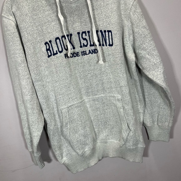 NEW ESY Surf Co Women’s Grey Block Island Rhode Island Embroidered Pullover Top - Picture 5 of 11